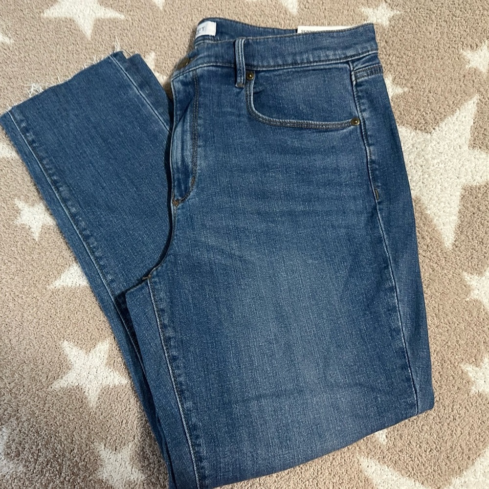 NWT THE LOFT SKINNY CROP MID RISE JEANS SZ 14